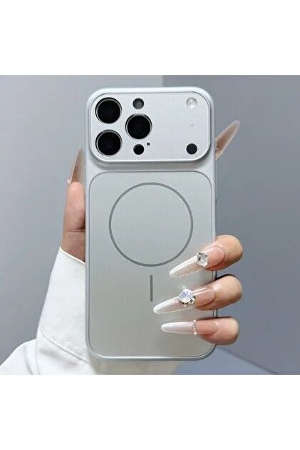 iPhone 17 Pro Kılıf Gümüş Gri – Mat AG Glass Anti-Glare Buzlu Cam, MagSafe Uyumlu, Darbe Emici Şeffaf Kenar